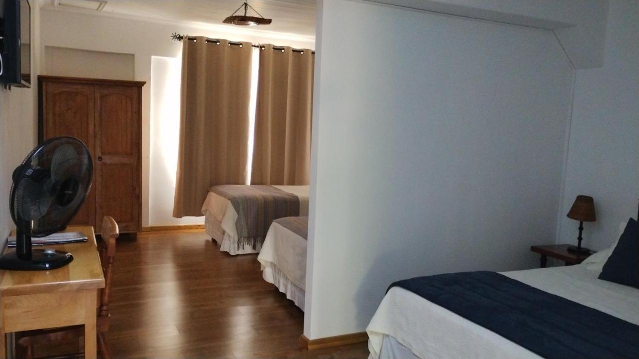 Hostal Petit Verdot Santa Cruz Bilik gambar