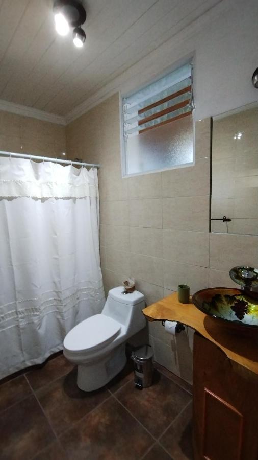 Hostal Petit Verdot Santa Cruz Bilik gambar